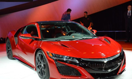 О, да, 2016 Acura NSX абсолютно прекрасна.